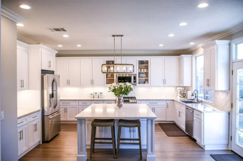RESIDENTIAL & OFFICE CLEANING